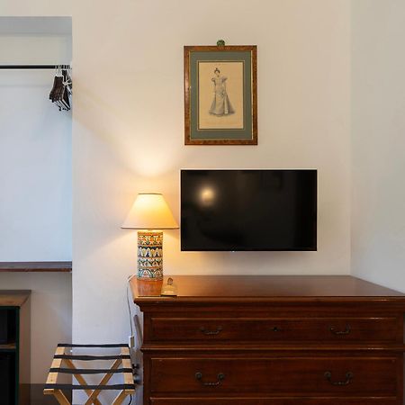 Borgia Di Firenze Bed & Breakfast Bagian luar foto